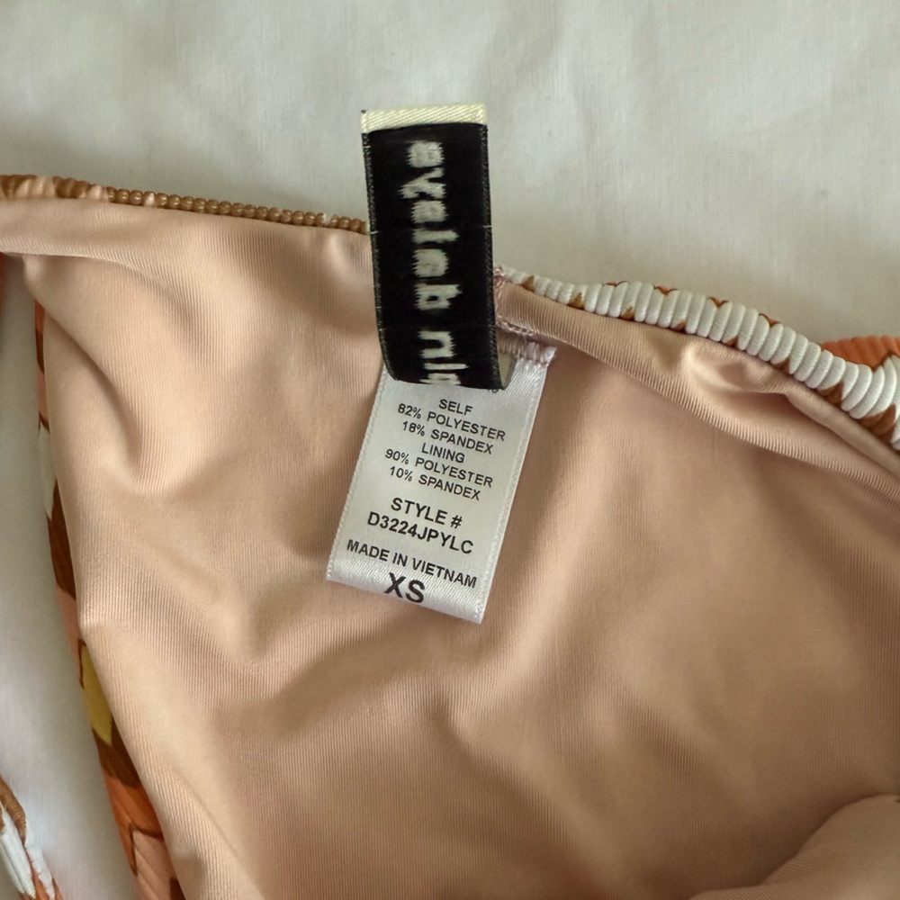 🟡 Dippin' Daisy's Mia Tie Bikini Groovy Stripe - Picture 5 of 8